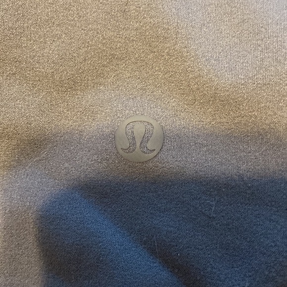 Lululemon Reveal Leggings - Picture 6 of 8